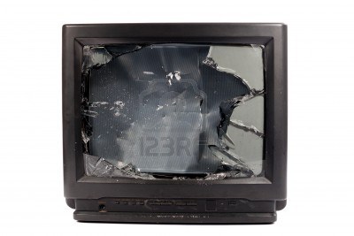 14120460_old_tv_with_broken_screen.jpg