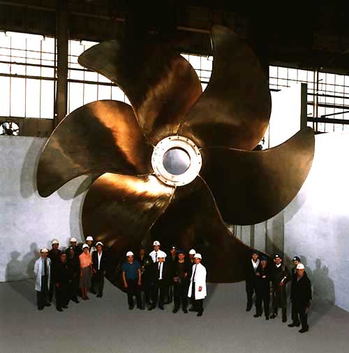 85tonne_propeller.jpg