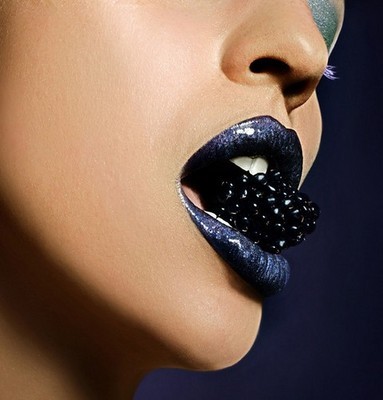 Blackbery_Lips_lips_sexy_lips_woman_beauty_face_aRTSY_razno_bonitas_AWE_large.jpg