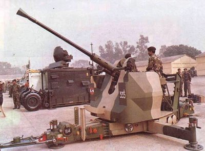 Bofors_40mm_L_70_anit_aircraft_guns.jpg