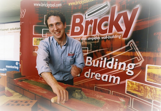 Bricky_Inventor_1.jpg