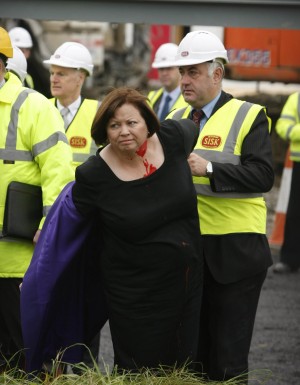Mary_Harney_hit_with_paint_6_300x385.jpg