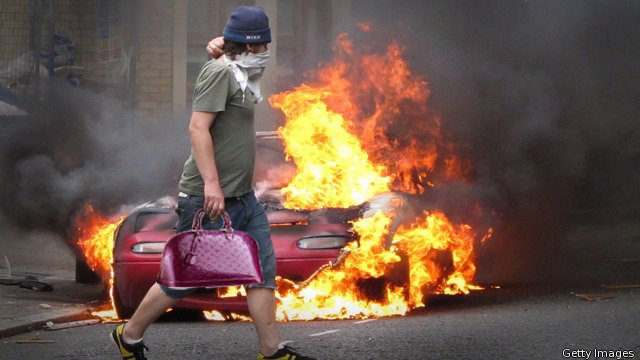 Riots_handbag.jpg
