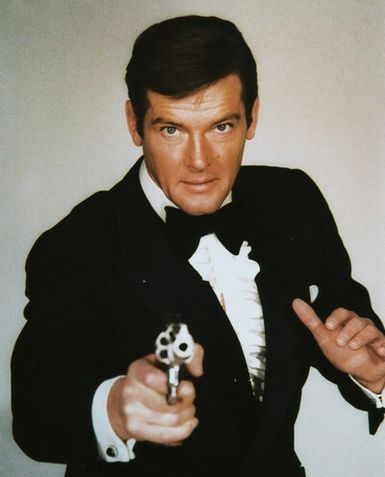 Roger_Moore_SWLM_1.jpg