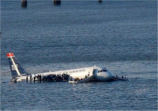 US_Airways_Flight_1549_Airbus_320__Crashed_in_Hudson_River_after_birds_strike__20090115_photo_Brendan_Modermid_Reuters_in_NYTimes_1.jpg