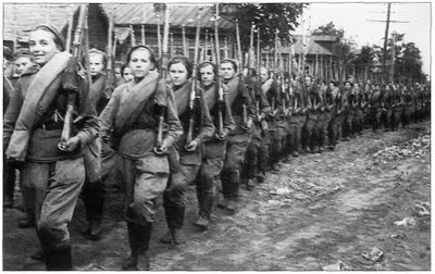 battle_kursk_russian_women_soviet_soldiers_second_world_war.jpg