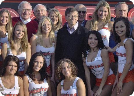 billgates_warren_hooters.jpg