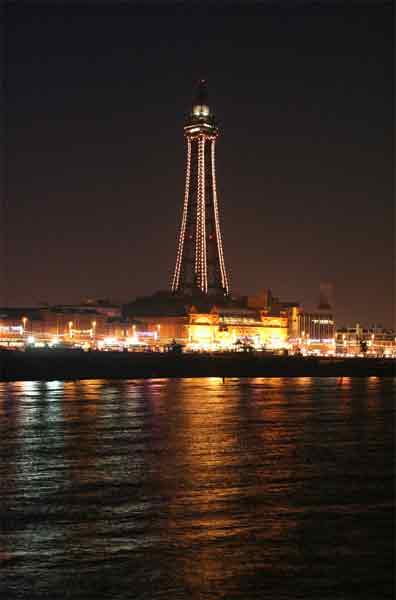 blackpool_tower_night.jpg