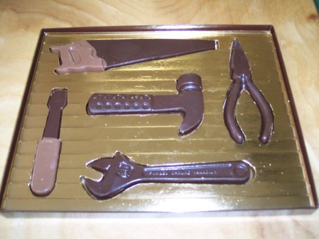 box_chocolate_tools_640x479.jpg