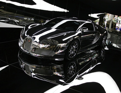 bugatti_veyron_with_mirror_finish.jpg