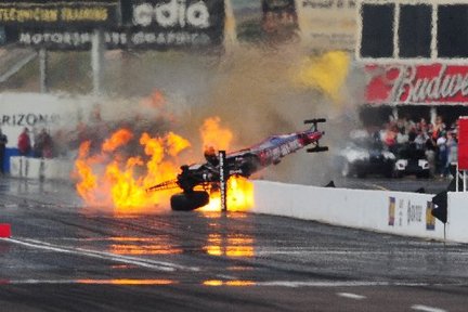 drag_racer_antron_brown_crash_wire_df20bf201a7cda12_large.jpg