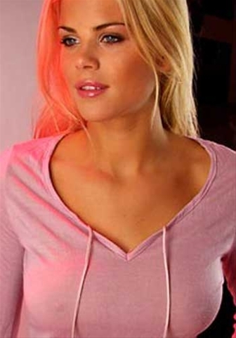 elin_nordegren_woods_dubliner22_1.jpg