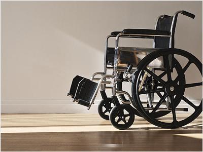 empty_wheelchair_636jpg_20110201015407_400.jpg