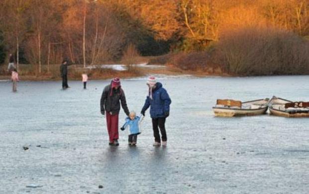 frozen_lake_1217635c_1.jpg