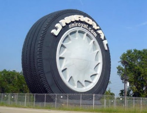 gianttire2.jpg