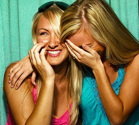 girls_laughing.jpg