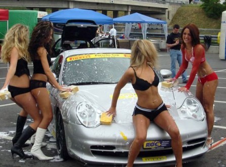 girlswashingcars3.jpg