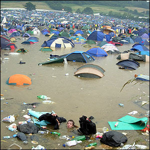 glastonbury_rain.jpg