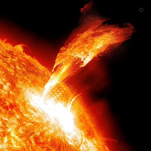 huge_solar_flare.jpg