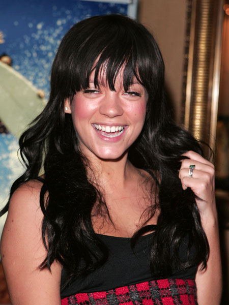 lily_allen_laughing.jpg