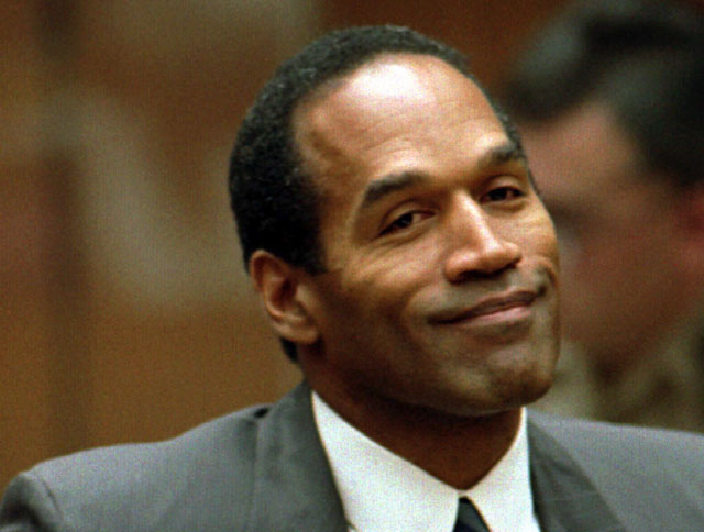 oj_simpson_smiling_murder_trial.jpg