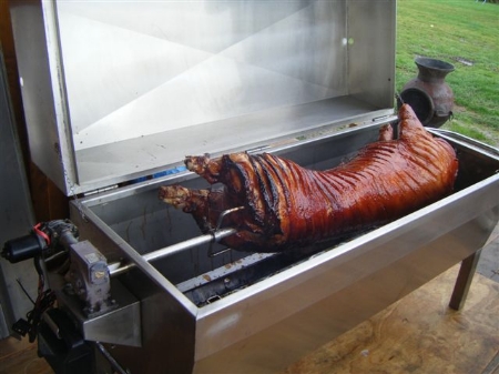 pig_on_spit_1.jpg