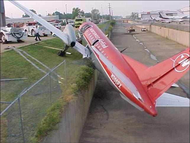 plane_crash_2.jpg