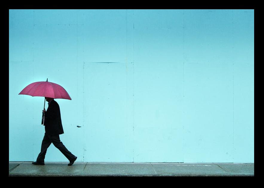 rain_blue_umbrella_walking.jpg