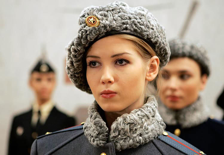 sexy_russian_army_babe_uniform.jpg